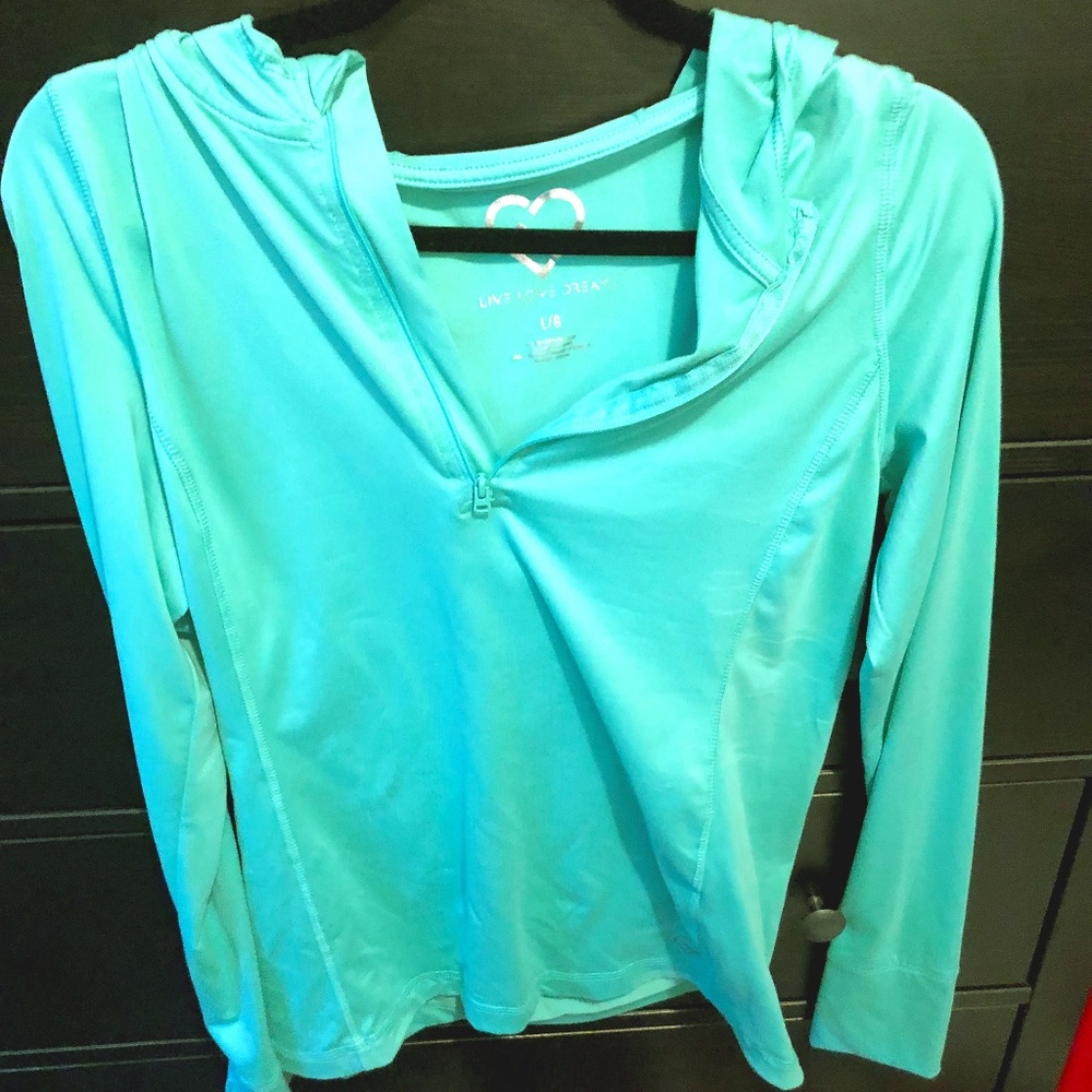 Live, Love, Dream: Awesome Running Pullover
